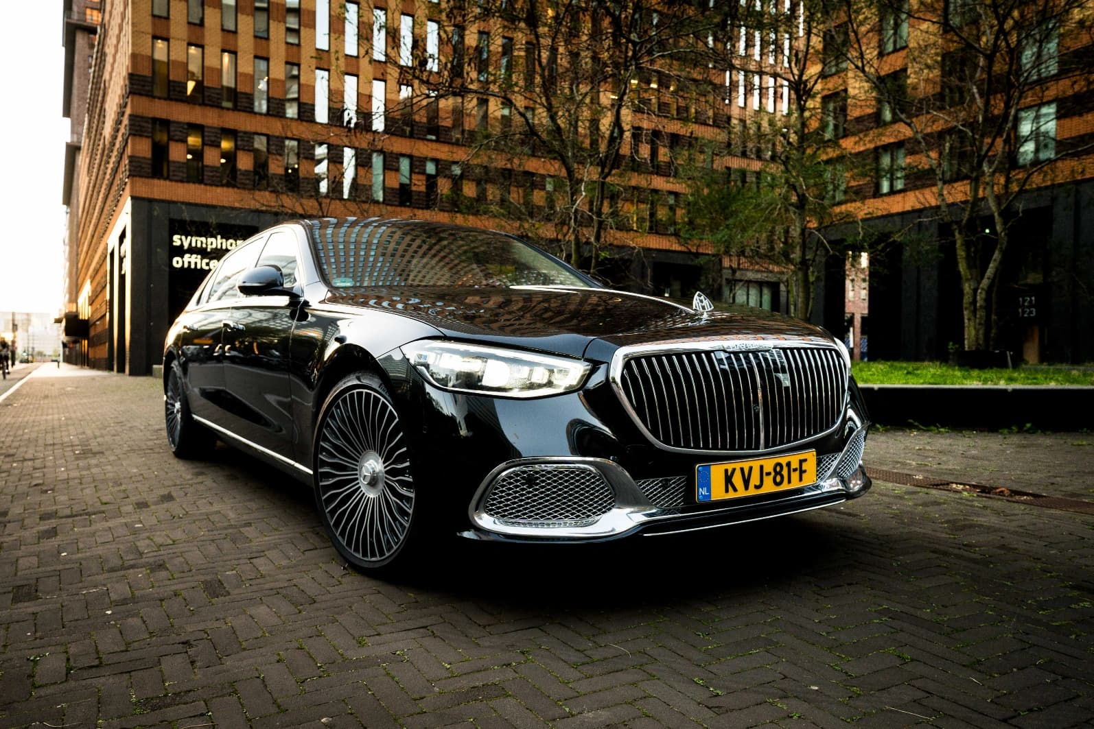 Mercedes-Maybach chauffeur car for VIP transfers in Amsterdam