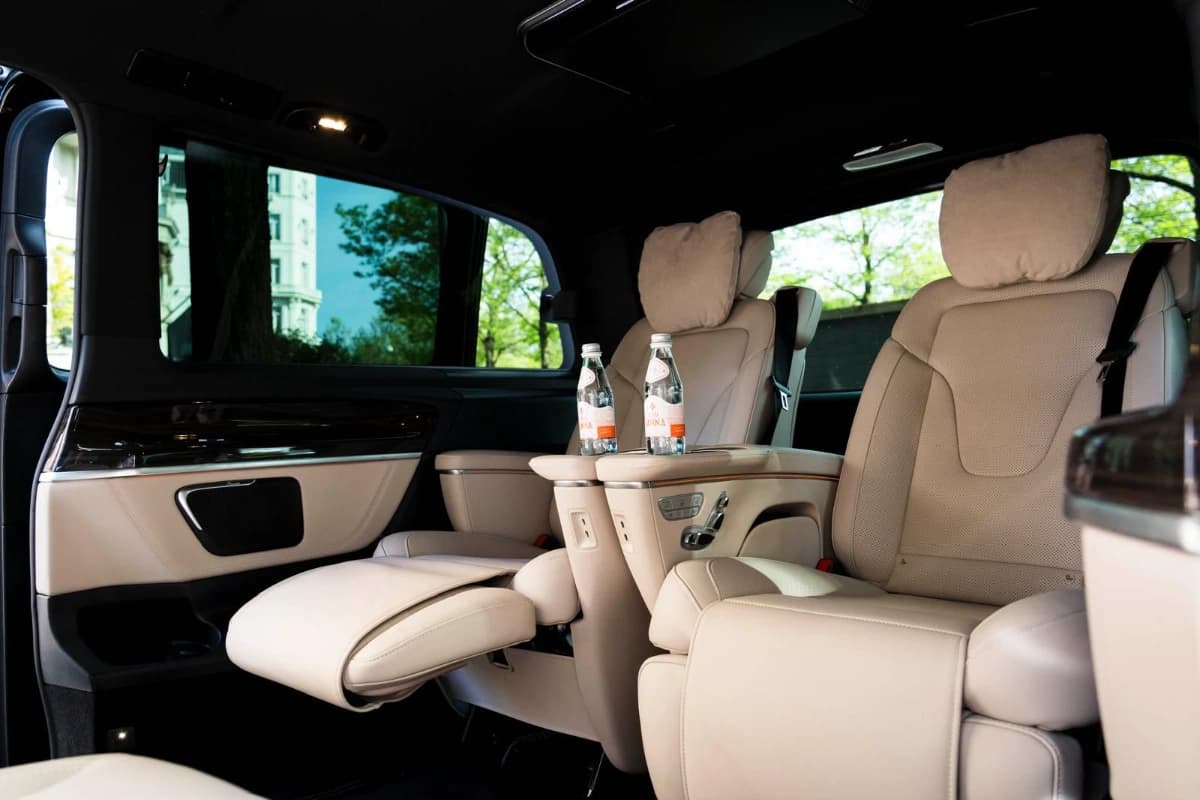 Mercedes V-Class 5-seater for luxury group transfers in Amsterdam